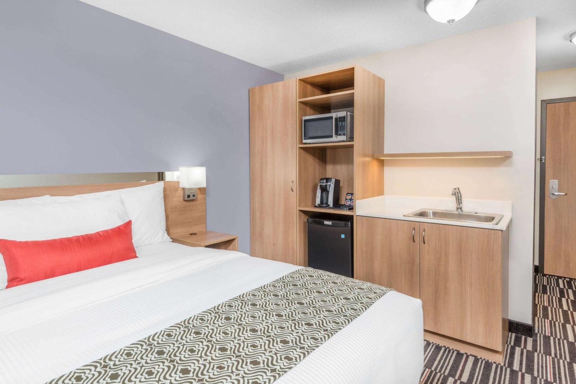 Microtel & By Wyndham Hotel Sudbury